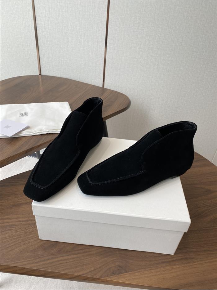 20251128174315541 370